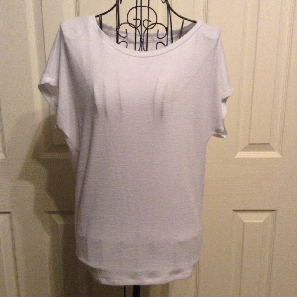 GAP white tshirt