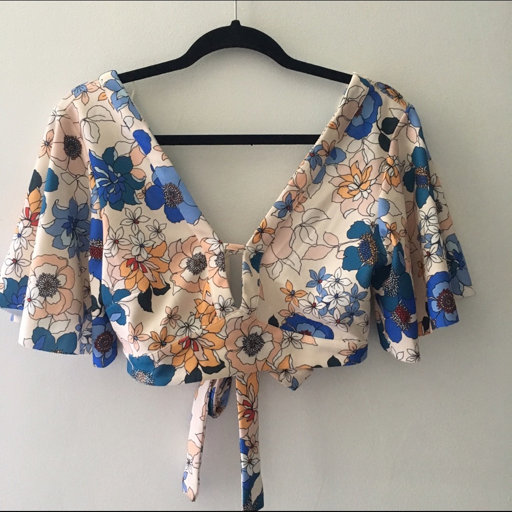 Floral top