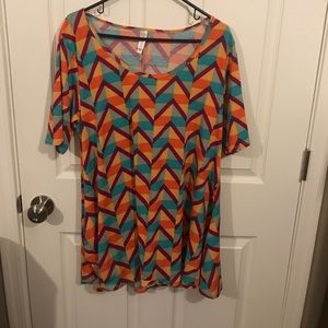 Lularoe large Perfect Tee