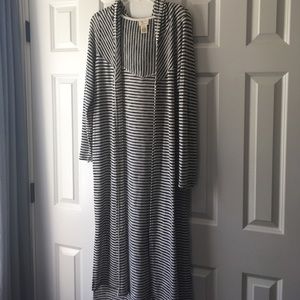 Beautiful long gray and white striped cardigan