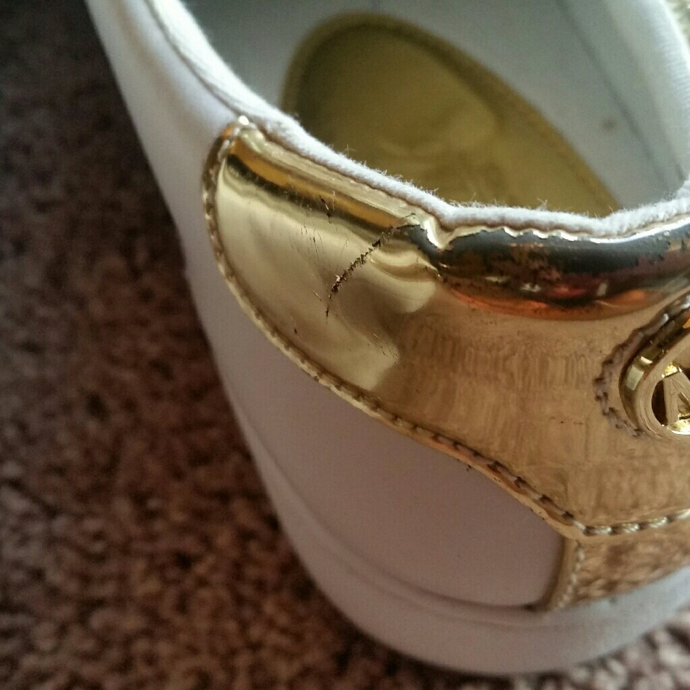 Women's Shoes/never been worn. - Picture 4 of 6