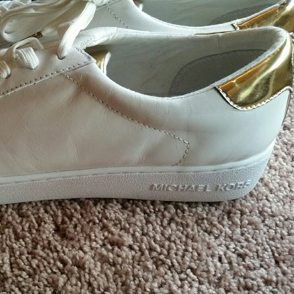 Women's Shoes/never been worn. - Picture 6 of 6