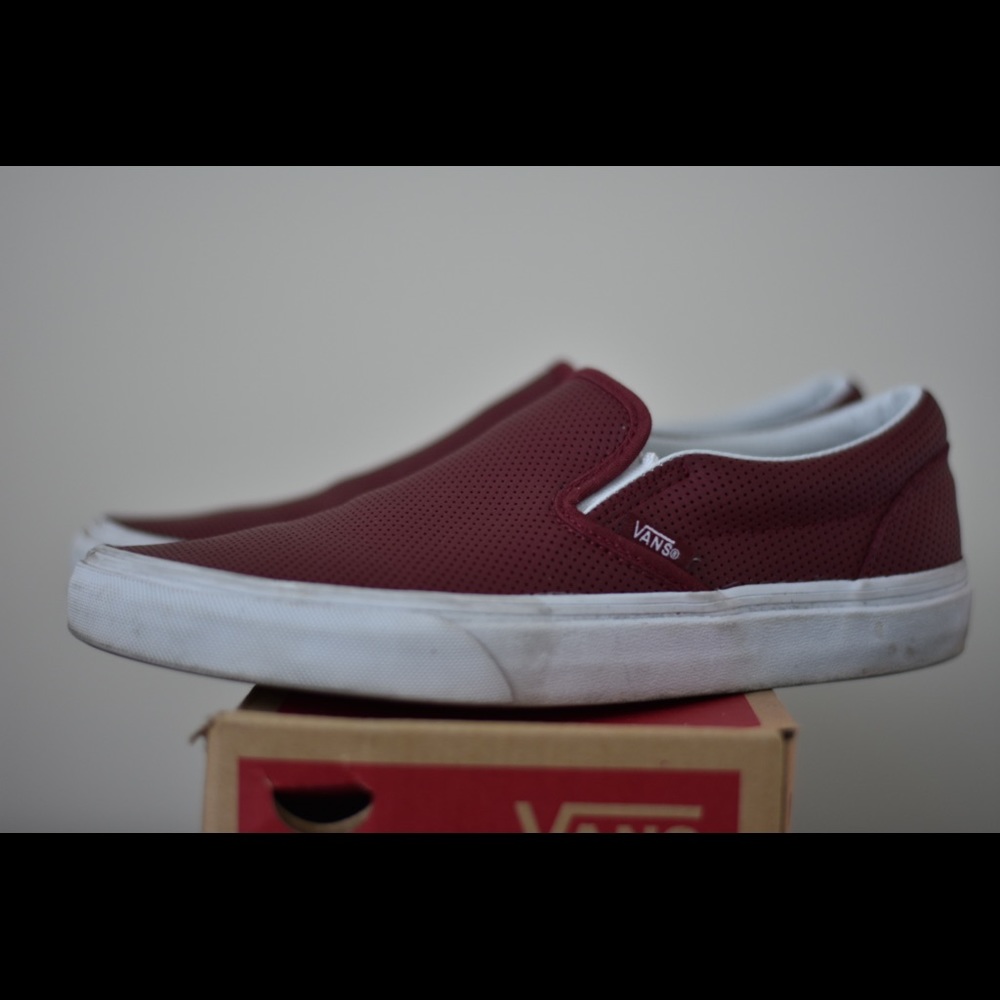 Vans | classic slip ons | burgundy | 7.0