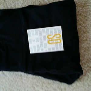 BNWT Lularoe OS Solid Black Leggings