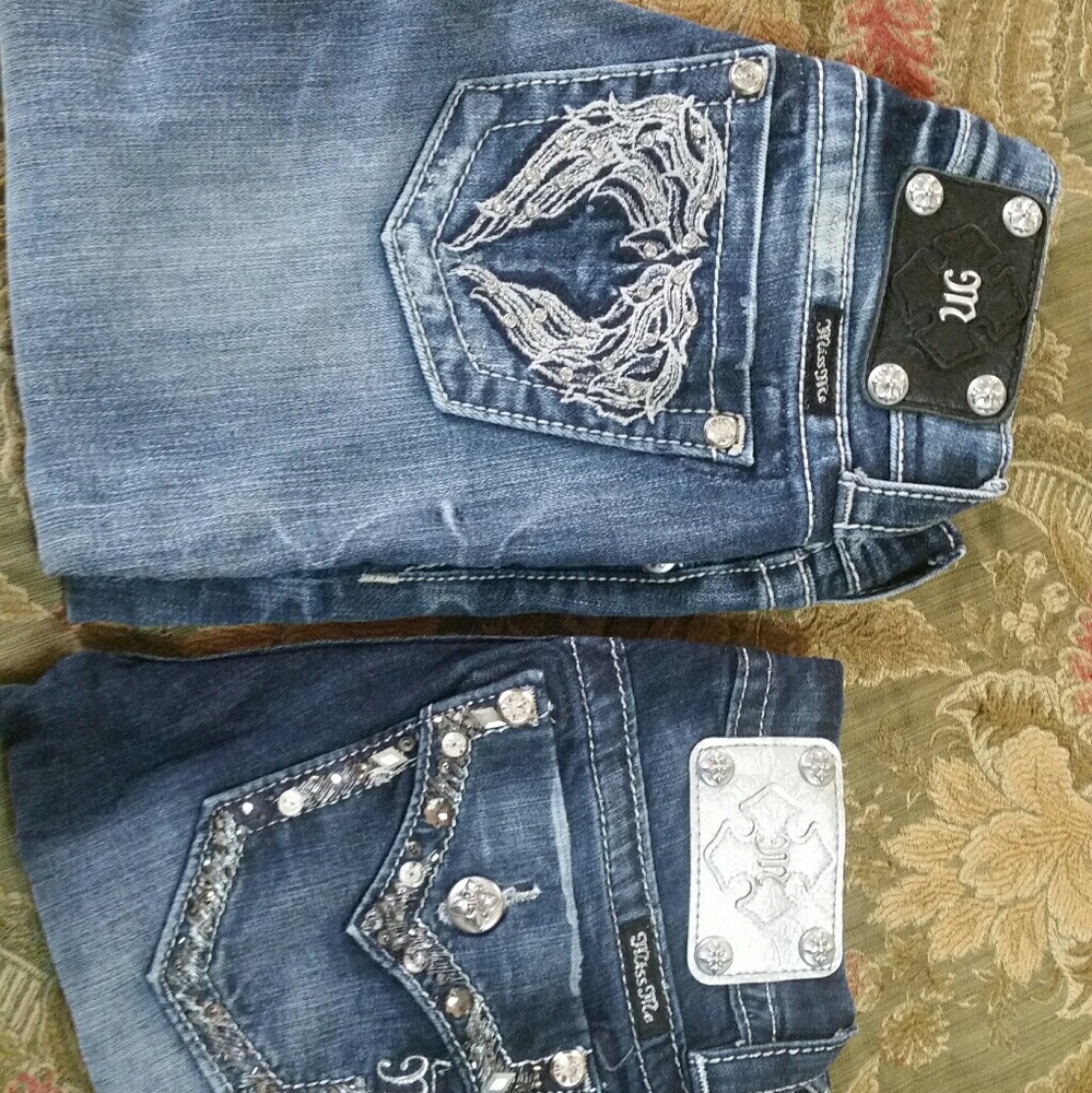 2 pairs of MissMe Jeans