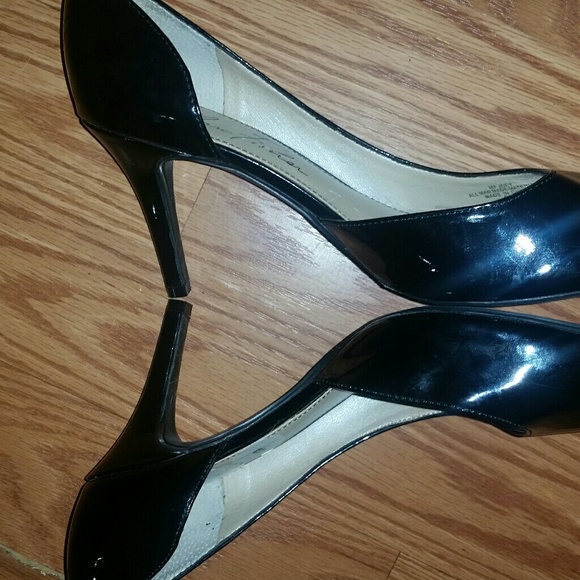 Marc Fisher Patent Peepers - Picture 3 of 3