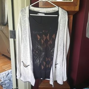 Open weave cardigan and Aztec printed t-shirt