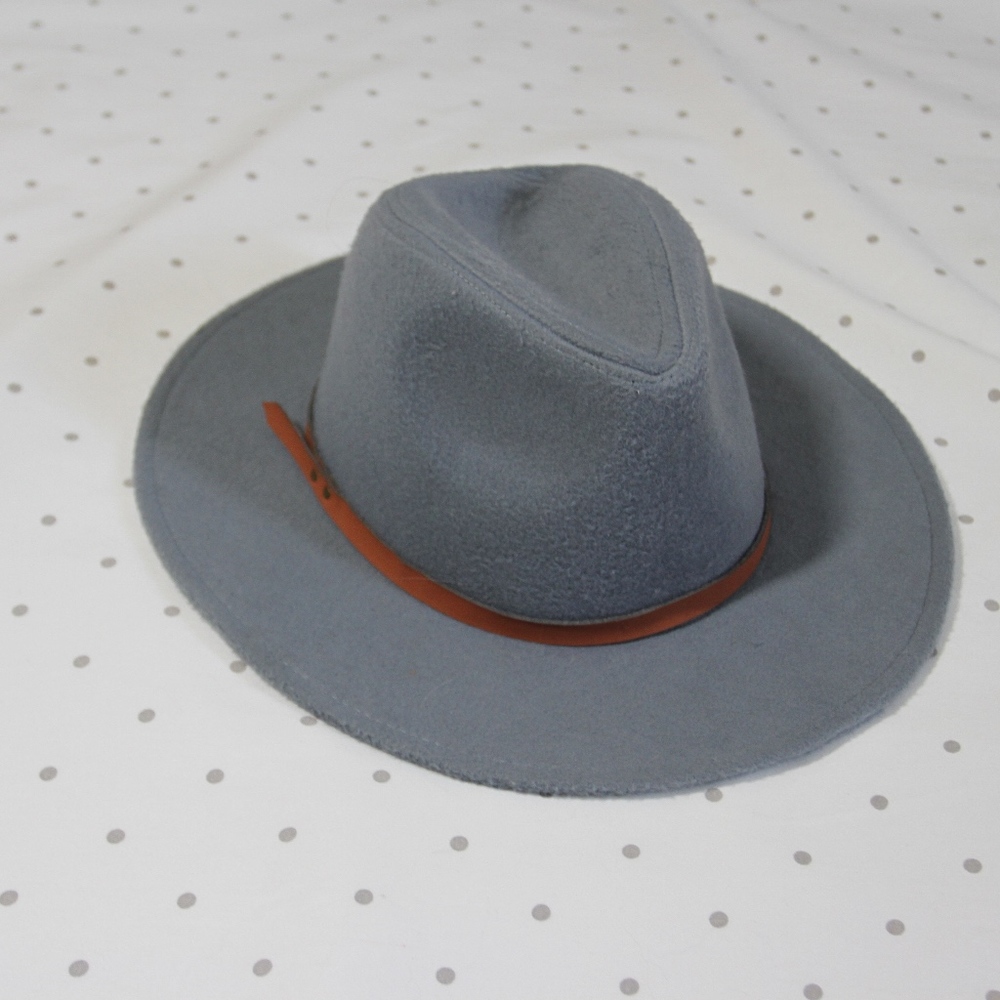 hat