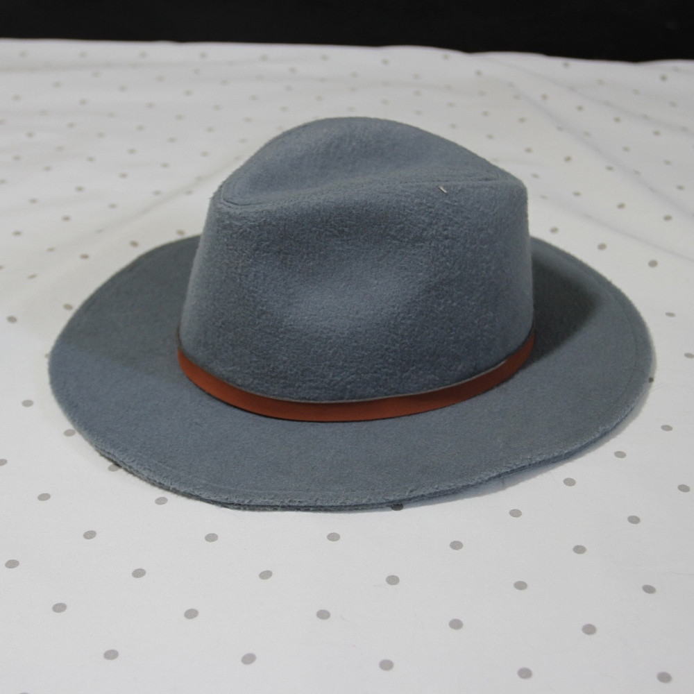 hat - Picture 3 of 3