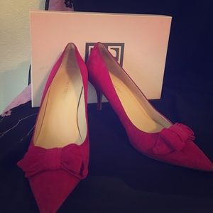 Ivanka Trump Pink Pointy-Toed Pumps