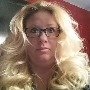 Meet your Posher, Wendy