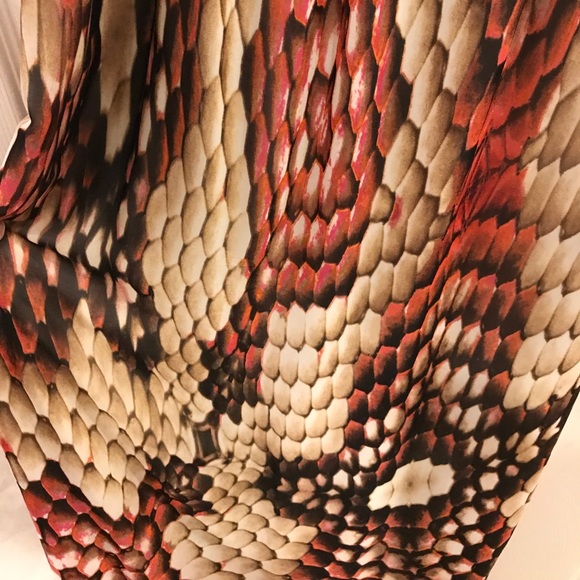 Dress - Picture 3 of 3