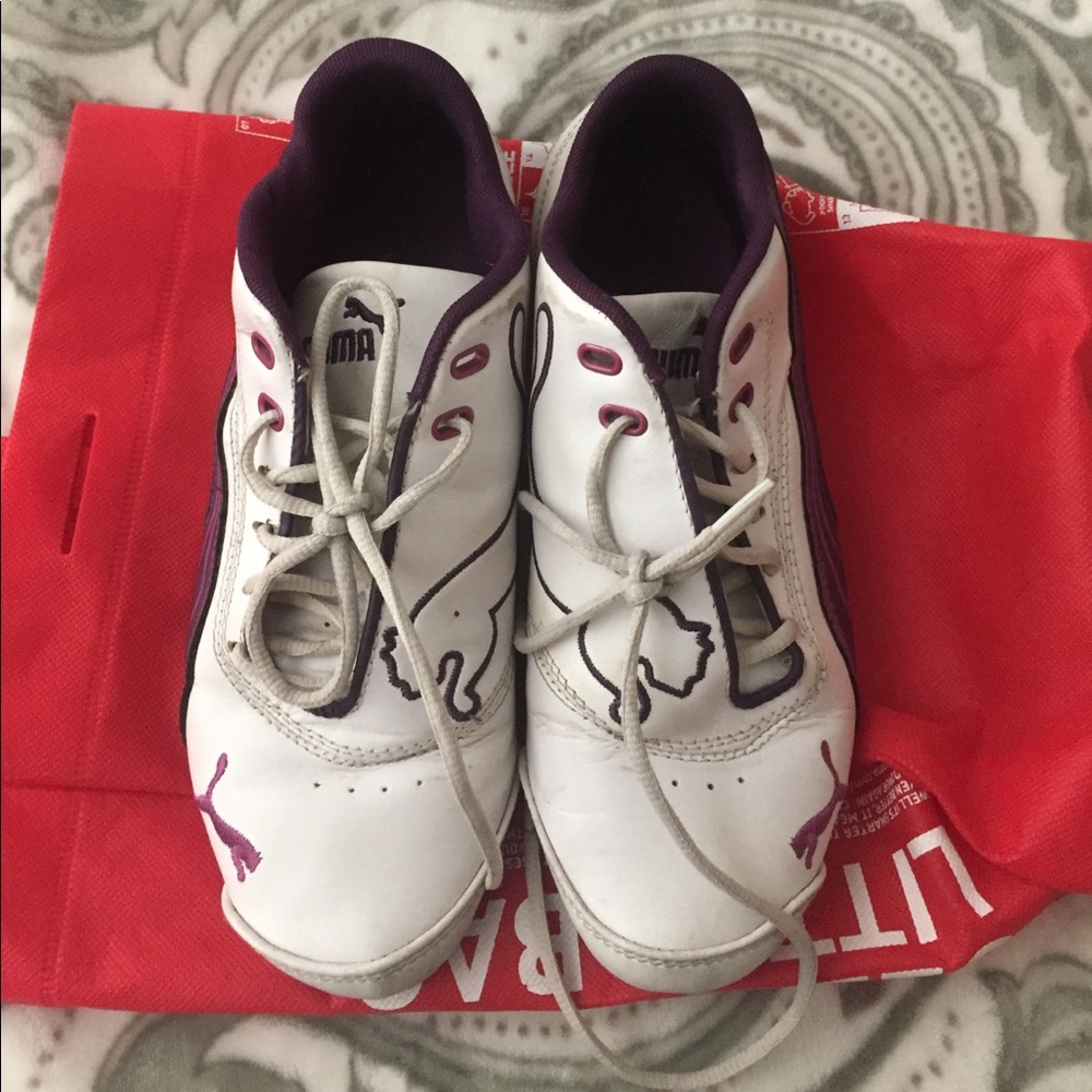 Puma walking shoes