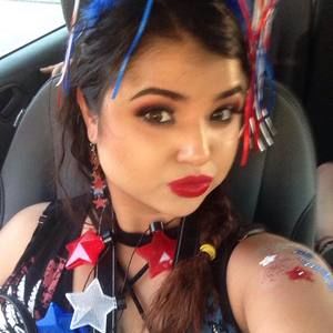 Meet your Posher, Ana