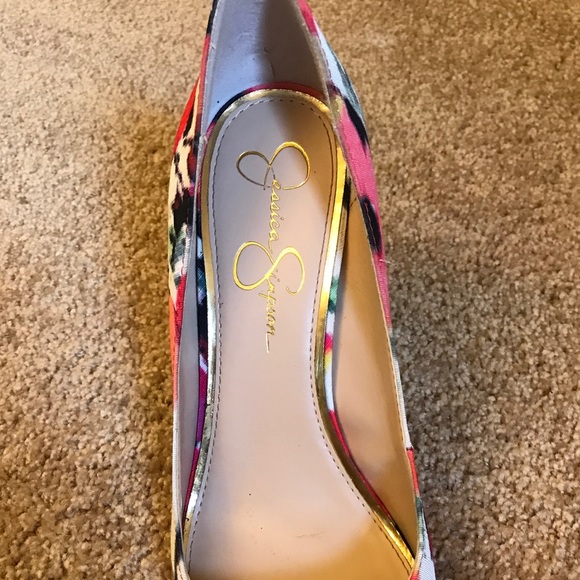 Jessica Simpson - Picture 3 of 3