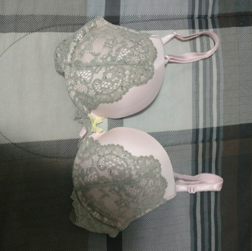 Victorias secret bra