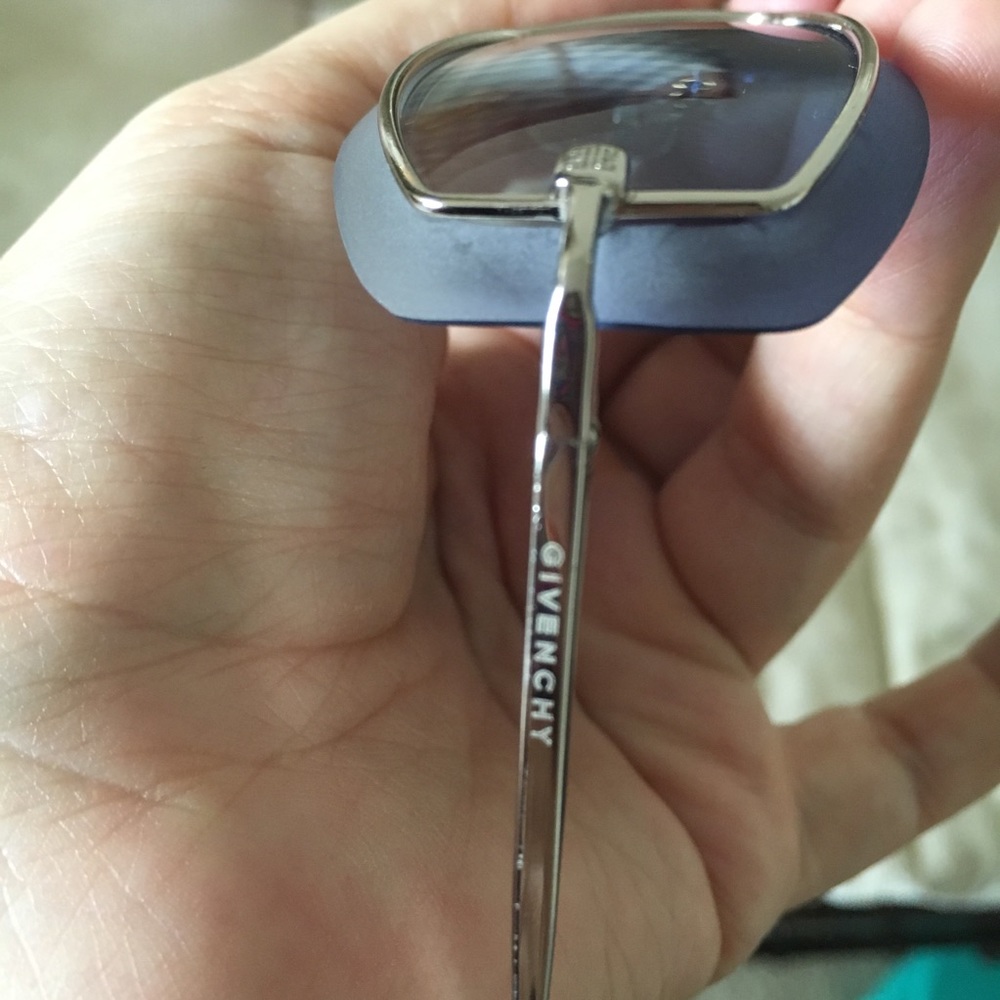 Authentic Givenchy Gradient Sunglasses Light Blue - image 4