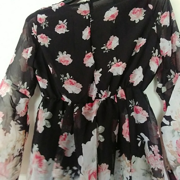 NWT BOHO SHEER FLORAL LINED ROMPER SIZE M - Picture 8 of 8