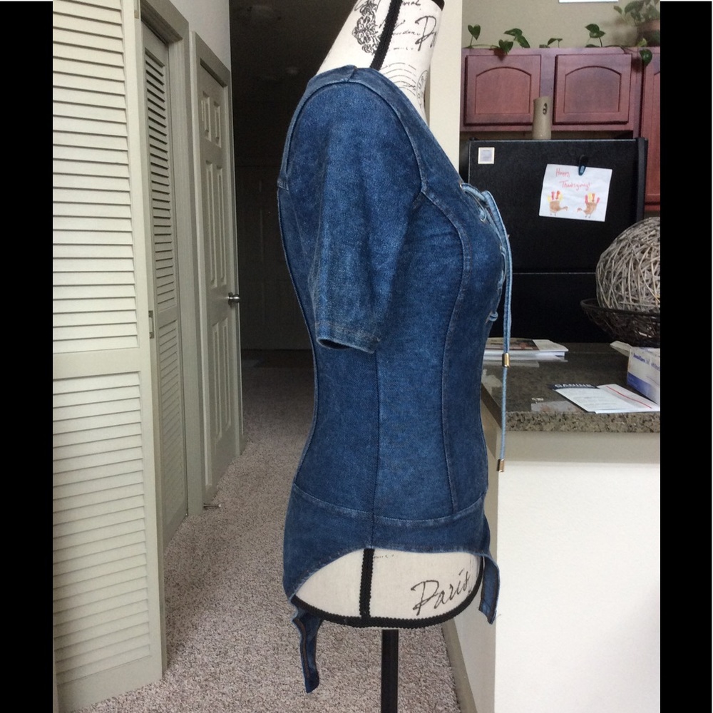 🌼 Stonewashed Lace Front Bodysuit - Picture 4 of 7