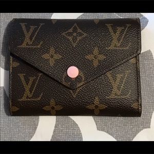[Re-listed] Louis Vuitton Victorine Wallet