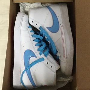 Women's Nike Blazer Sneakers