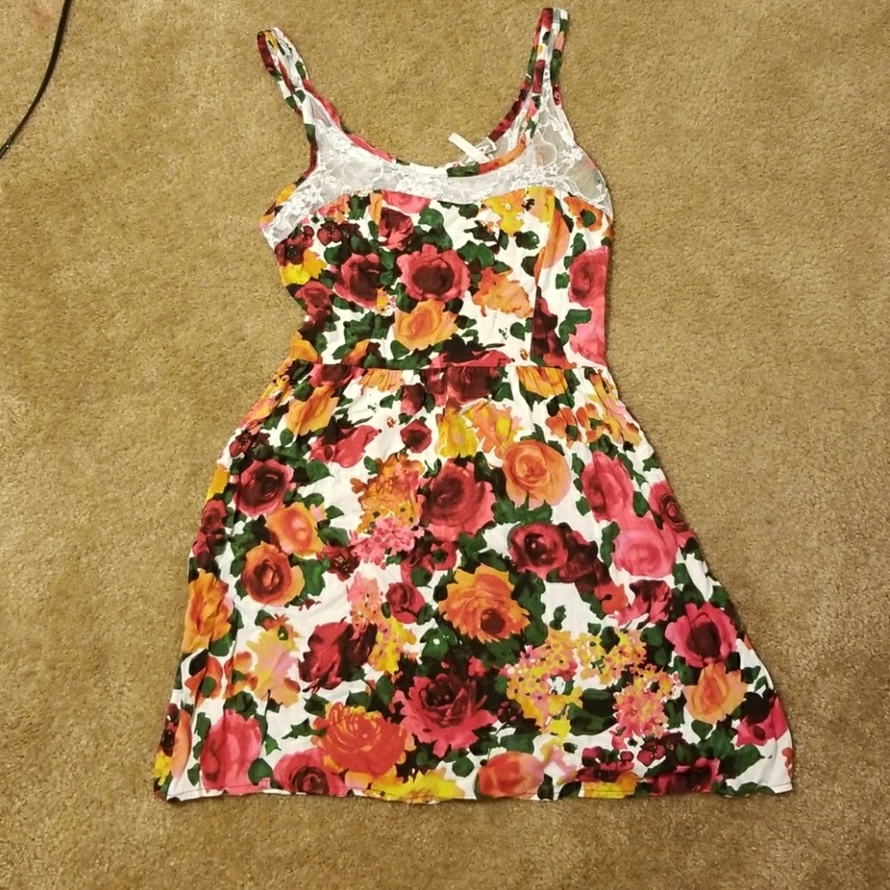 Kirra flower lace dress