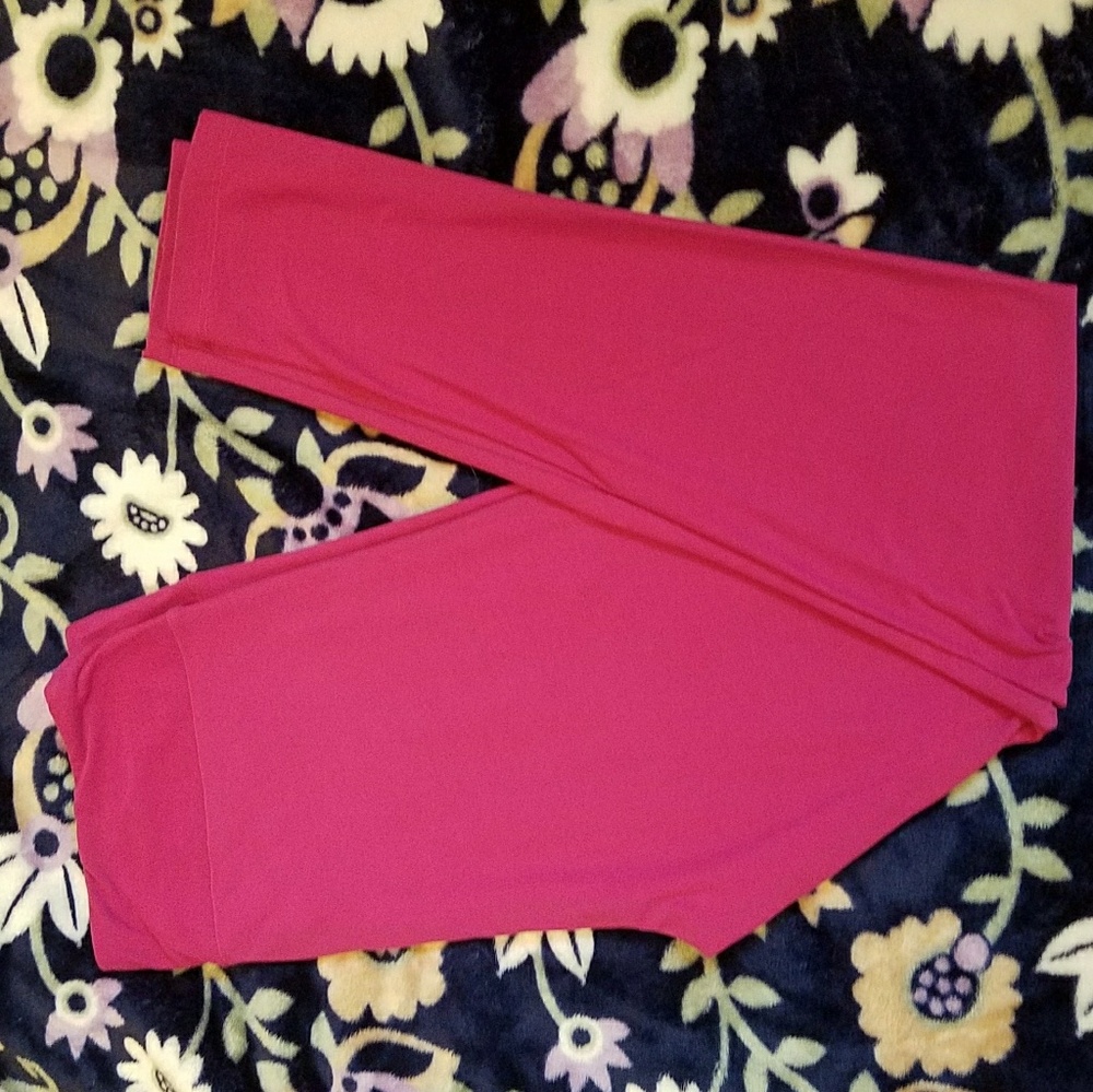 SALE!!!! Lularoe TC Leggings