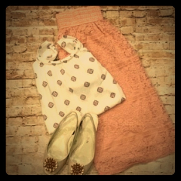 Dresses & Skirts - Lace skirt