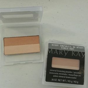 SOLD**   Mary Kay mineral bronzing powder
