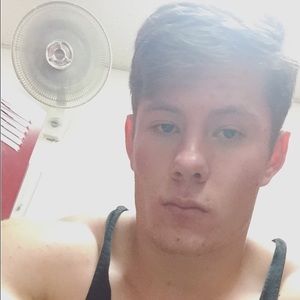 Meet your Posher, Camron