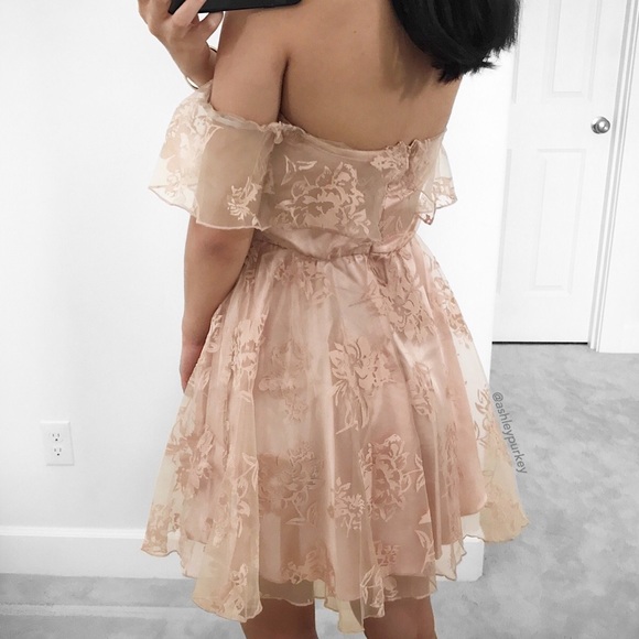 peach nude floral off the shoulder ruffle dress - Picture 4 of 4