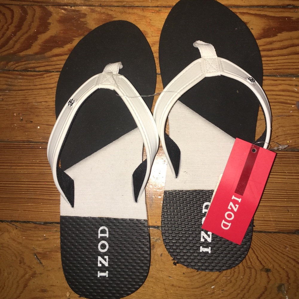 NWT Izod sandals