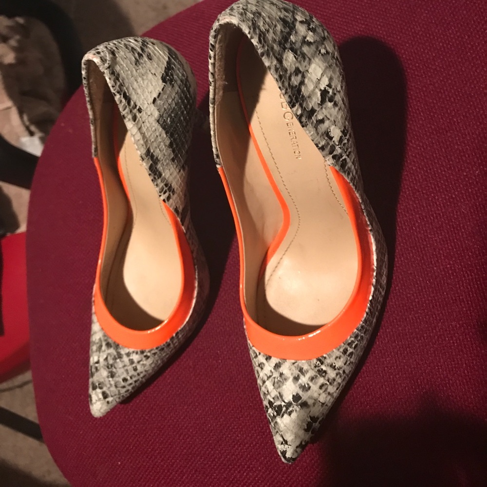 Snake print and orange neon BCBG Generation pumps