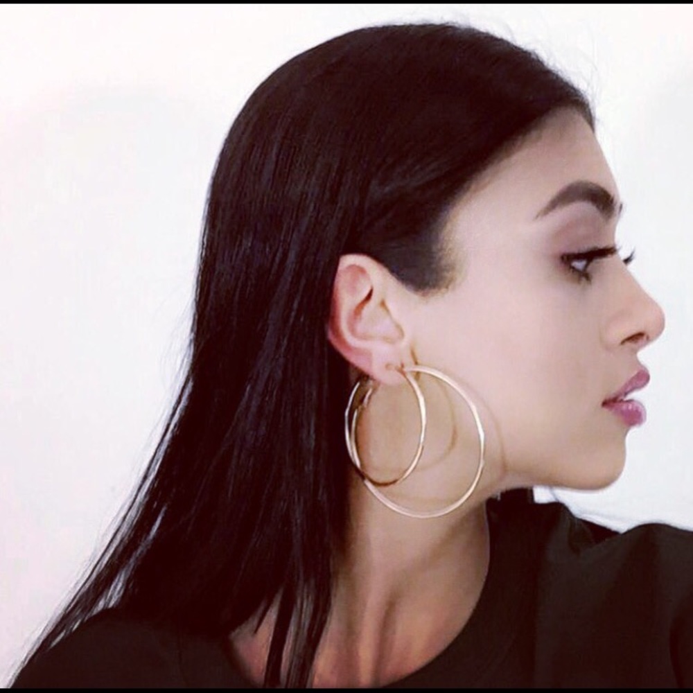 Meet your Posher, Naz