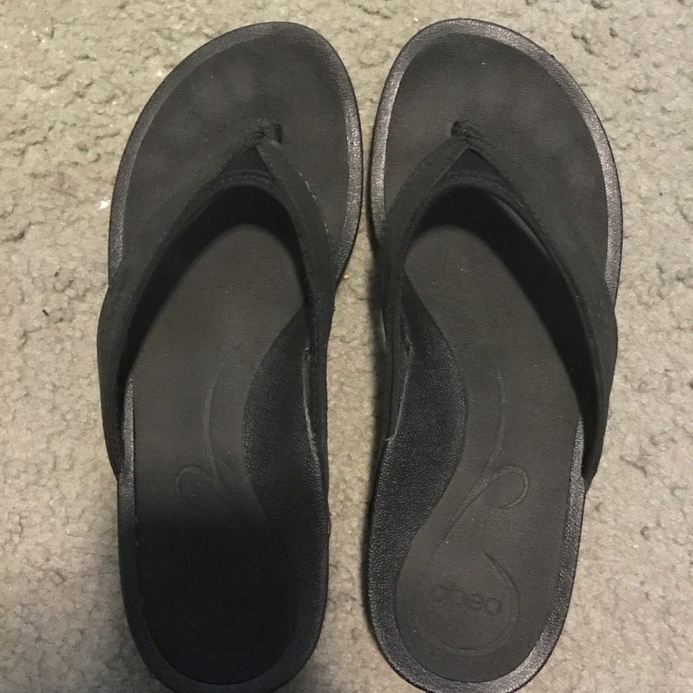 Abeo Sandals