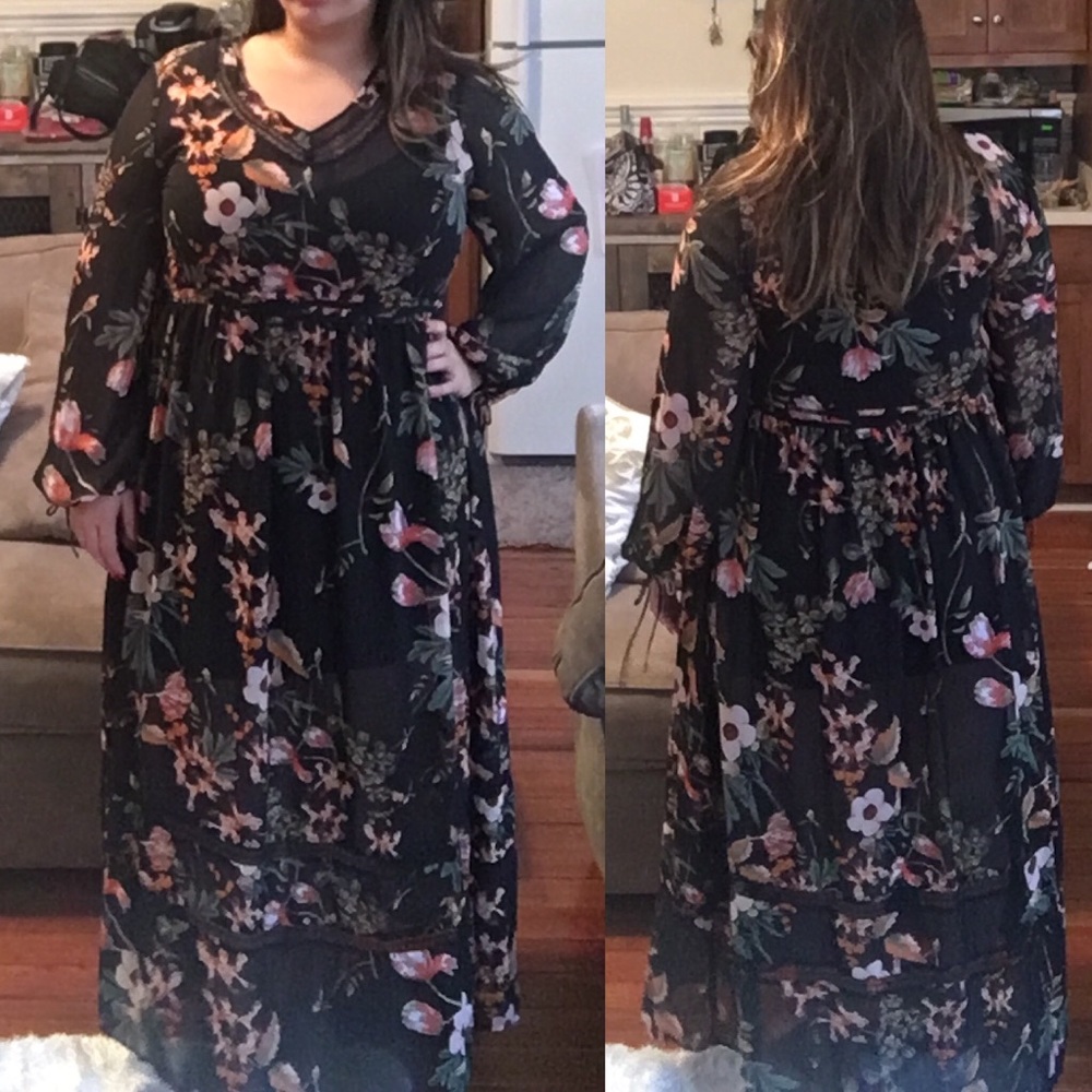 Flowy/sheer maxi dress