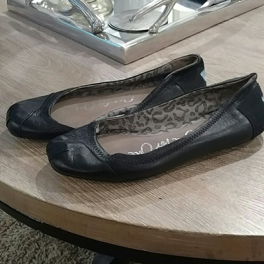 New Toms One for One Black Camila Ballet Flats