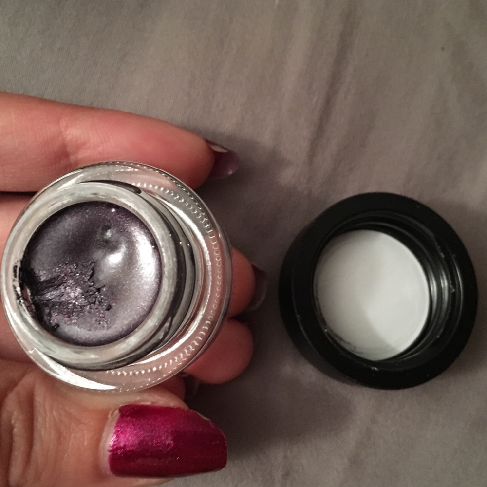Mac Ash Violet Fluidline discontinued