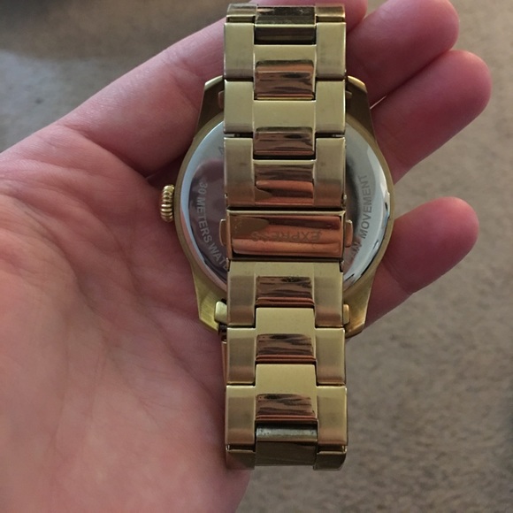 Express Gold Watch - Picture 3 of 3
