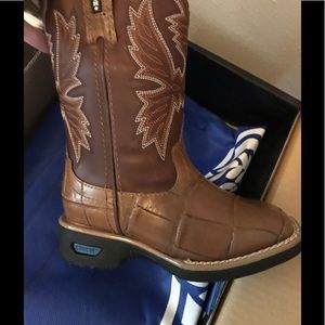 Boys cinch cowboy boots