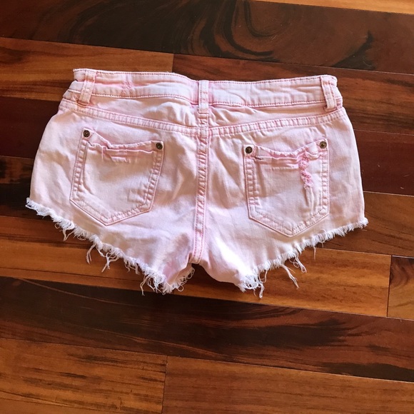 Short Billabong Shorts - Picture 4 of 5