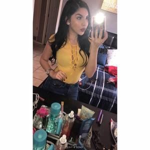 Meet your Posher, Valeria