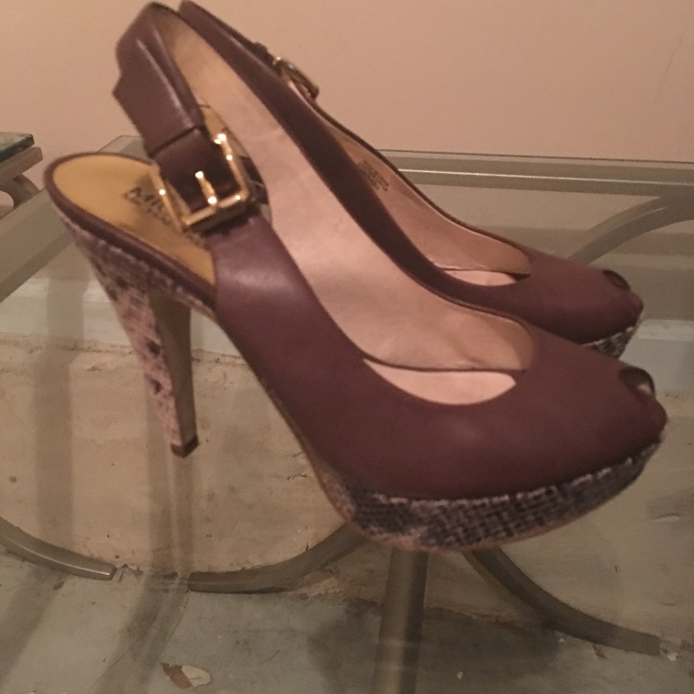 Michael Kors Peep Toe Leather and Snake Pumps