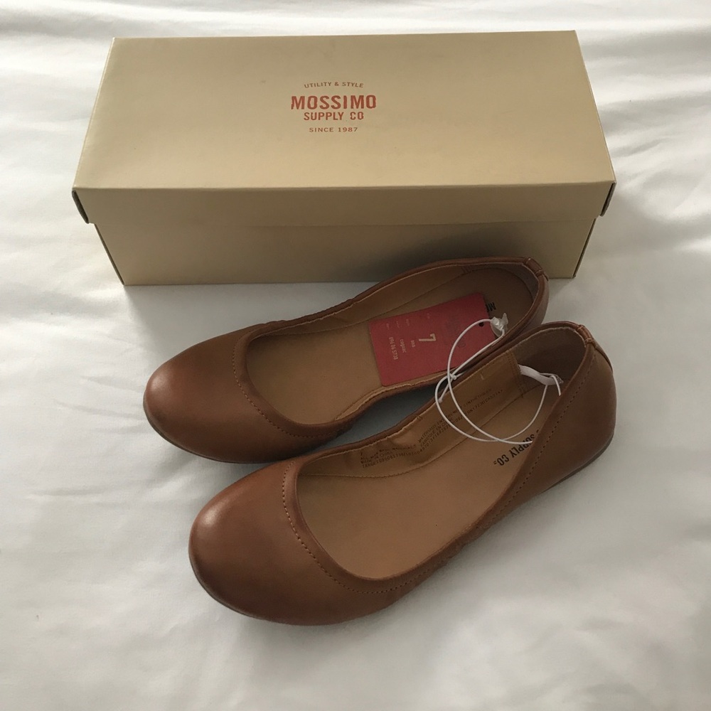Mossimo Flats