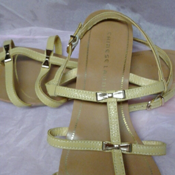 Sandals - Picture 3 of 4