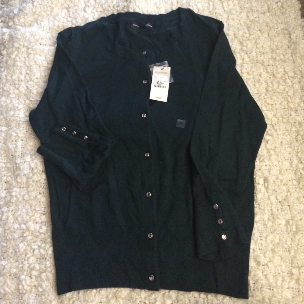 👚NWT Express Medium green button up cardigan