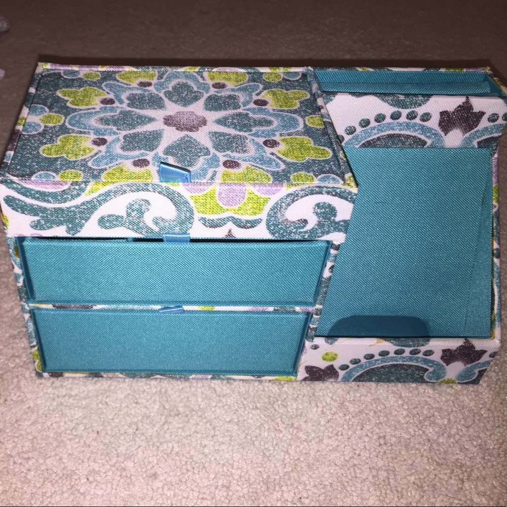 Blue and green accessory organizer