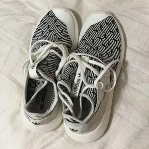 Adidas Tubular Sneakers
