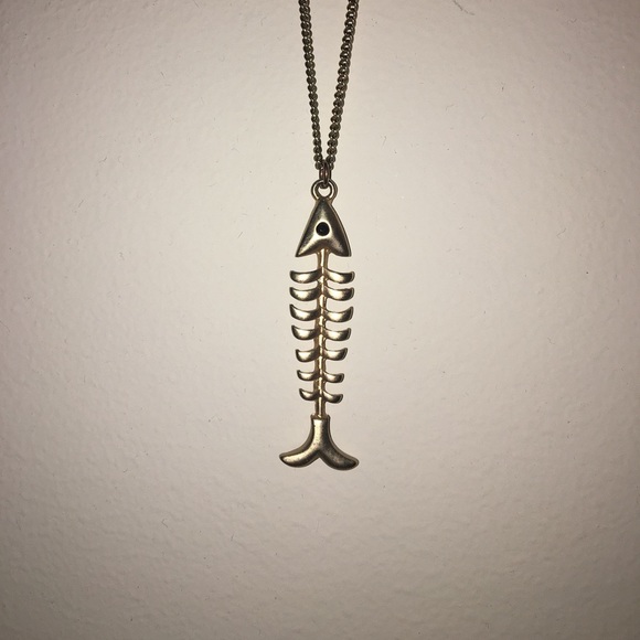 Fish necklace - Picture 2 of 2
