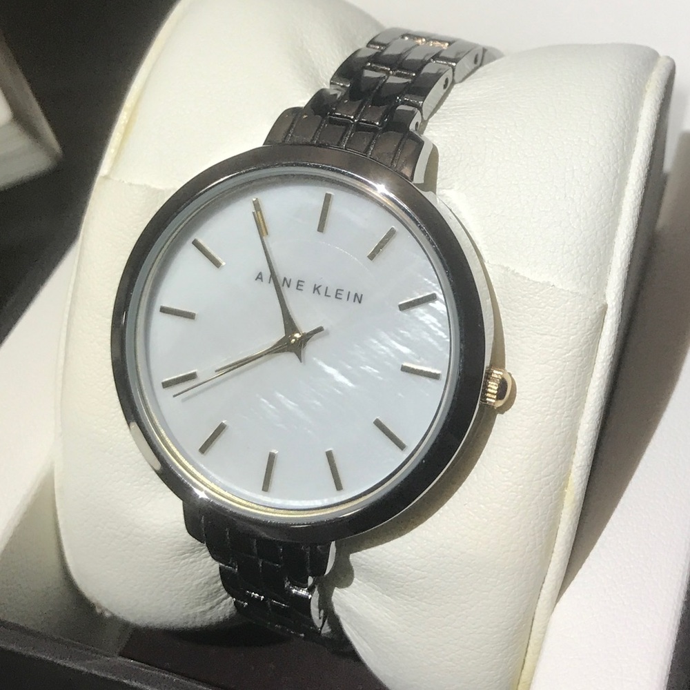 Anne Klein gold and silver watch NWT ✨✨